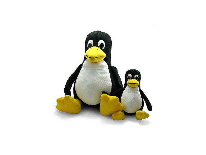 Pinguim Tux De Pelucia